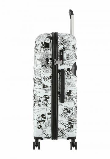 Чемодан на колесах