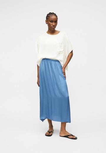 Атласная блузка