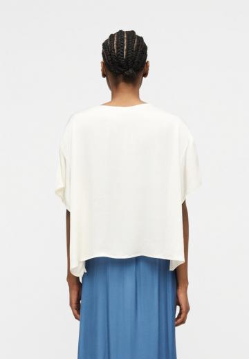 Атласная блузка