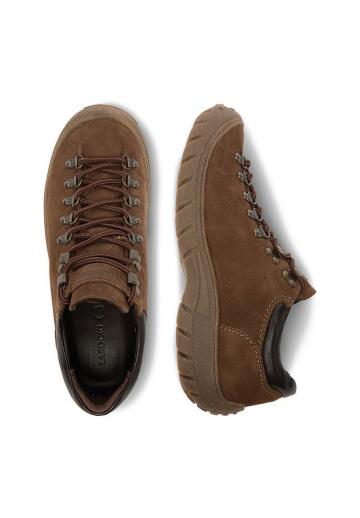 Ботинки на шнуровке