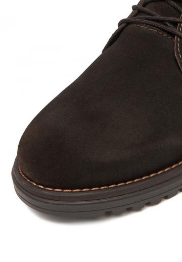 Ботинки на шнуровке