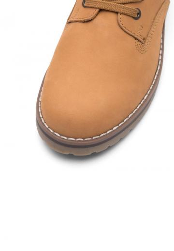 Ботинки на шнуровке