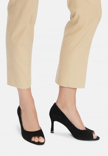 Туфли с открытым носом