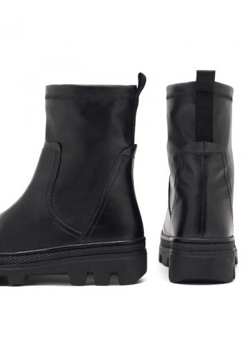 Полусапожки на платформе