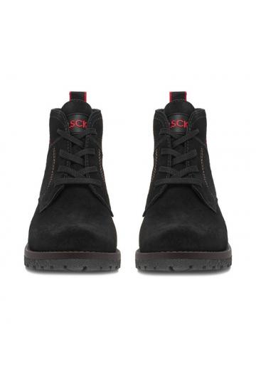 Ботинки на шнуровке