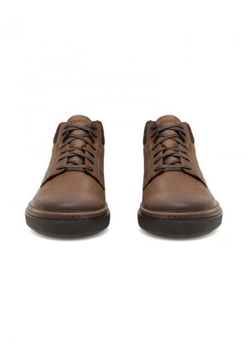 Ботинки на шнуровке