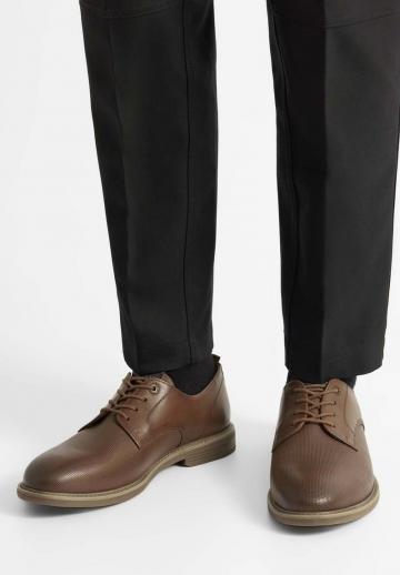 Ботинки на шнуровке