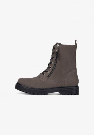 Полусапожки на платформе