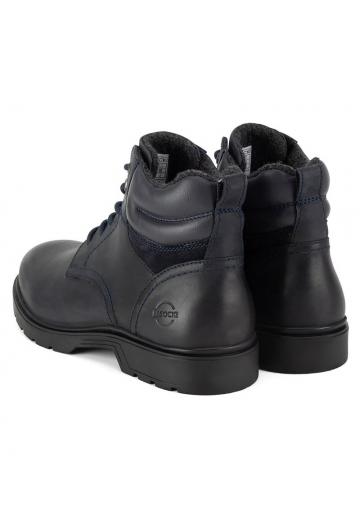 Ботинки на шнуровке