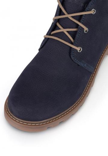Ботинки на шнуровке
