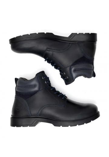 Ботинки на шнуровке