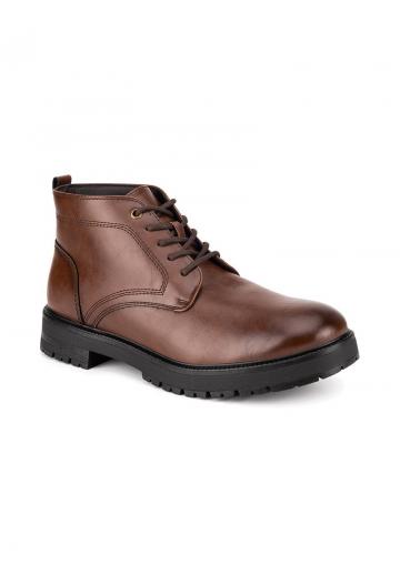 Ботинки на шнуровке