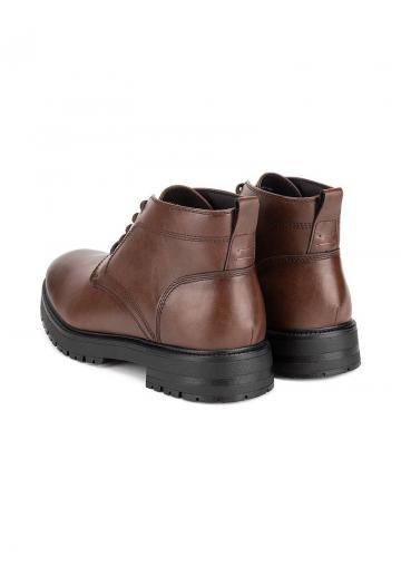 Ботинки на шнуровке