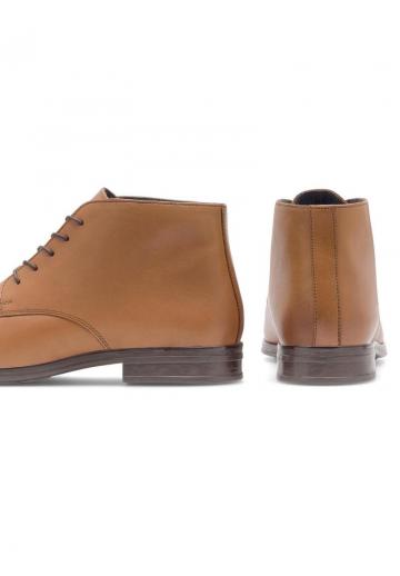 Ботинки на шнуровке