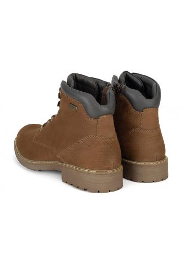 Ботинки на шнуровке