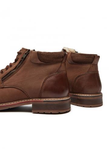 Зимние ботинки