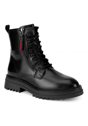 Ботинки на шнуровке