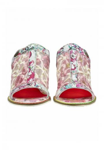 Босоножки на каблуке