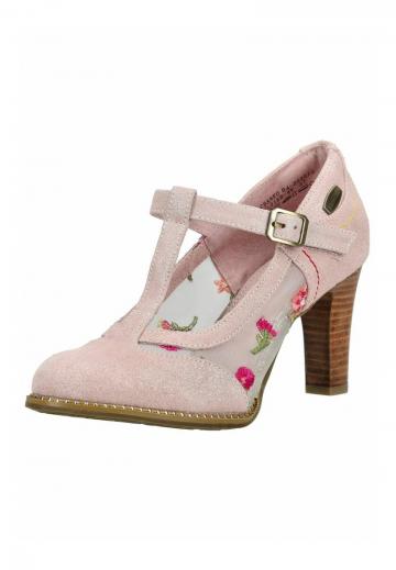 Туфли с высоким носом