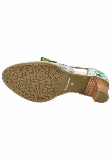 Туфли на шнуровке