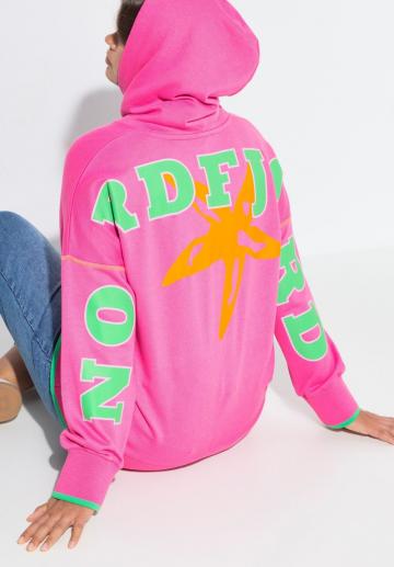 Пуловер с капюшоном