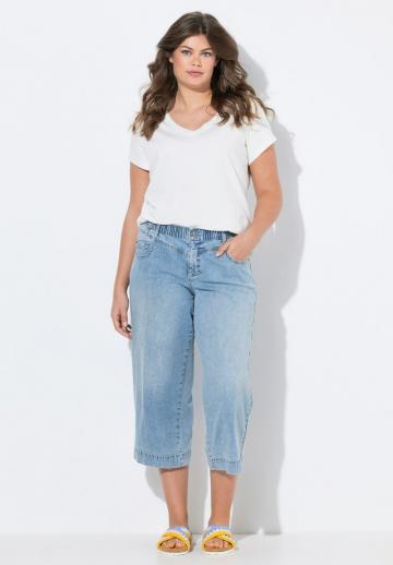 Короткие джинсы