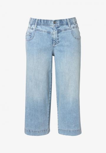 Короткие джинсы