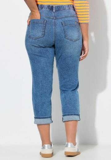 Короткие джинсы
