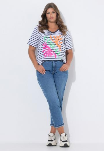 Короткие джинсы