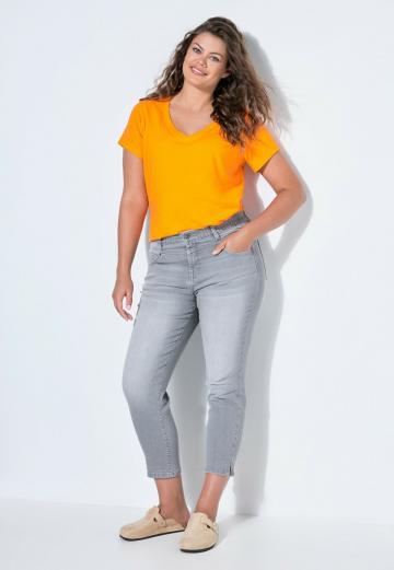 Короткие джинсы