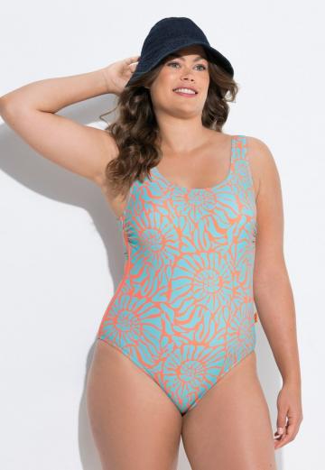 Слитный купальник