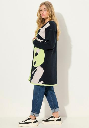 Жаккардовая вязаная кофта