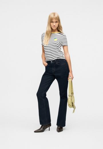 Клешеные брюки