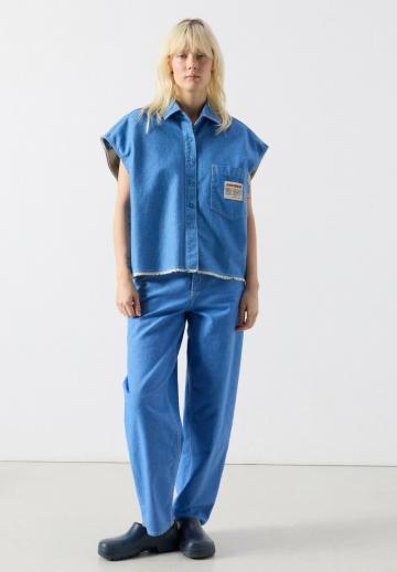 Джинсовая жилетка