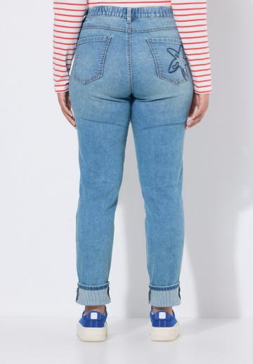 Узкие джинсы