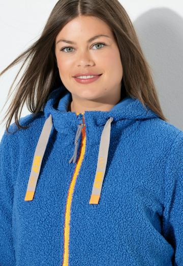 Пуловер с капюшоном