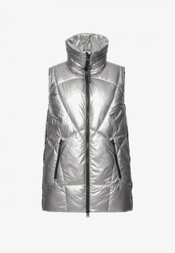 Длинный жилет