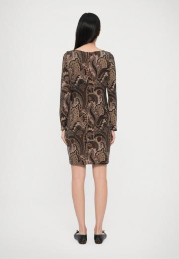 Короткое платье