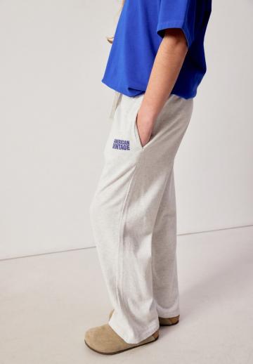 Спортивные штаны