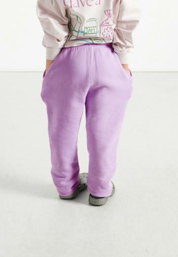 Спортивные штаны