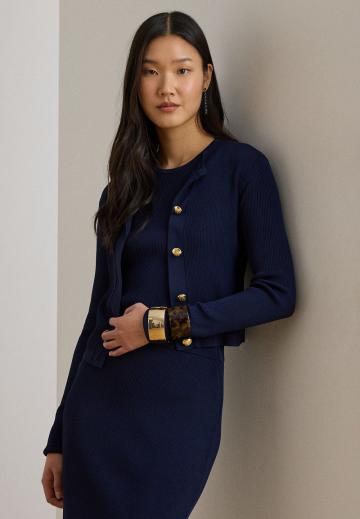 Вязаная кофта