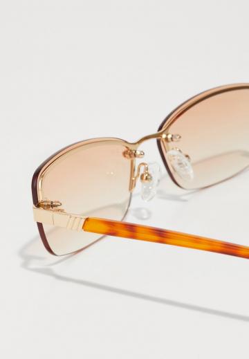 Солнечные очки