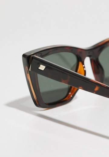 Солнечные очки