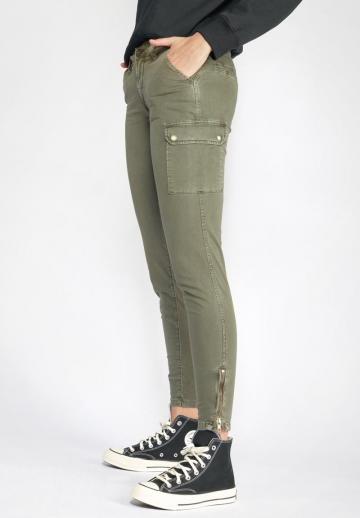 Узкие брюки