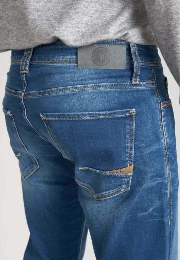 Джинсы