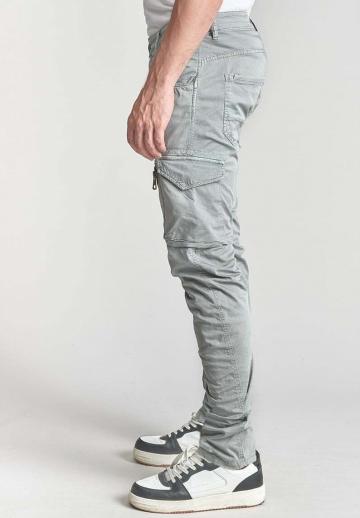 Брюки с накладными карманами