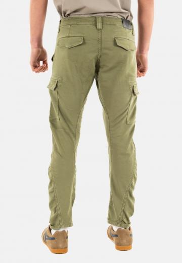 Брюки с накладными карманами
