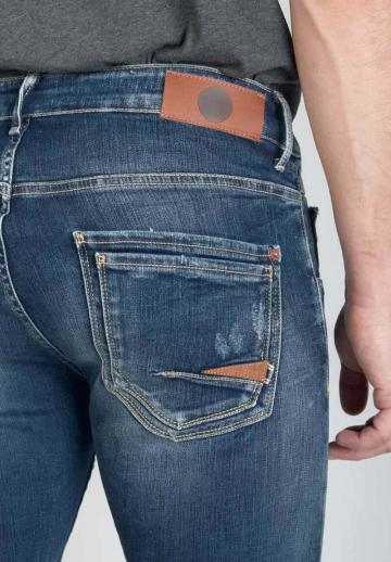 Узкие джинсы