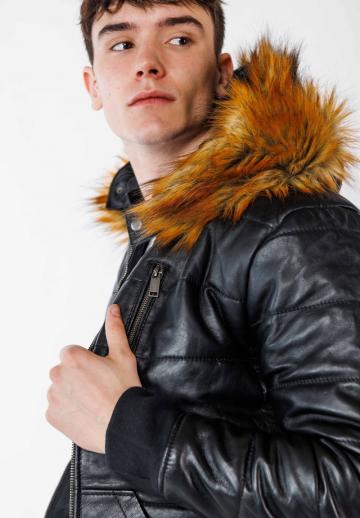 Кожаная куртка