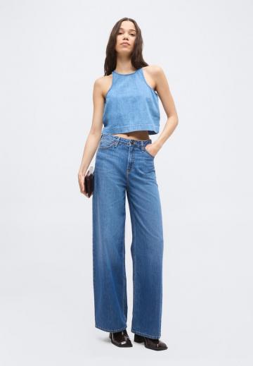 Джинсовый комбинезон
